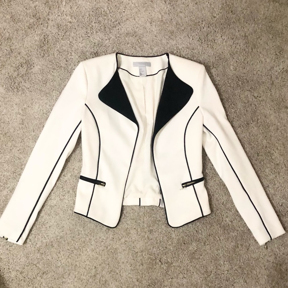 H&M Black and White Structured Blazer Size 4